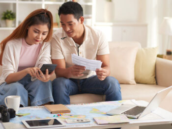 Ideas to Control Your Honeymoon Budget